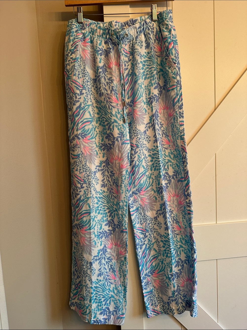 Lilly Pulitzer linen Floral Print Lounge Pants in Blue & Pink